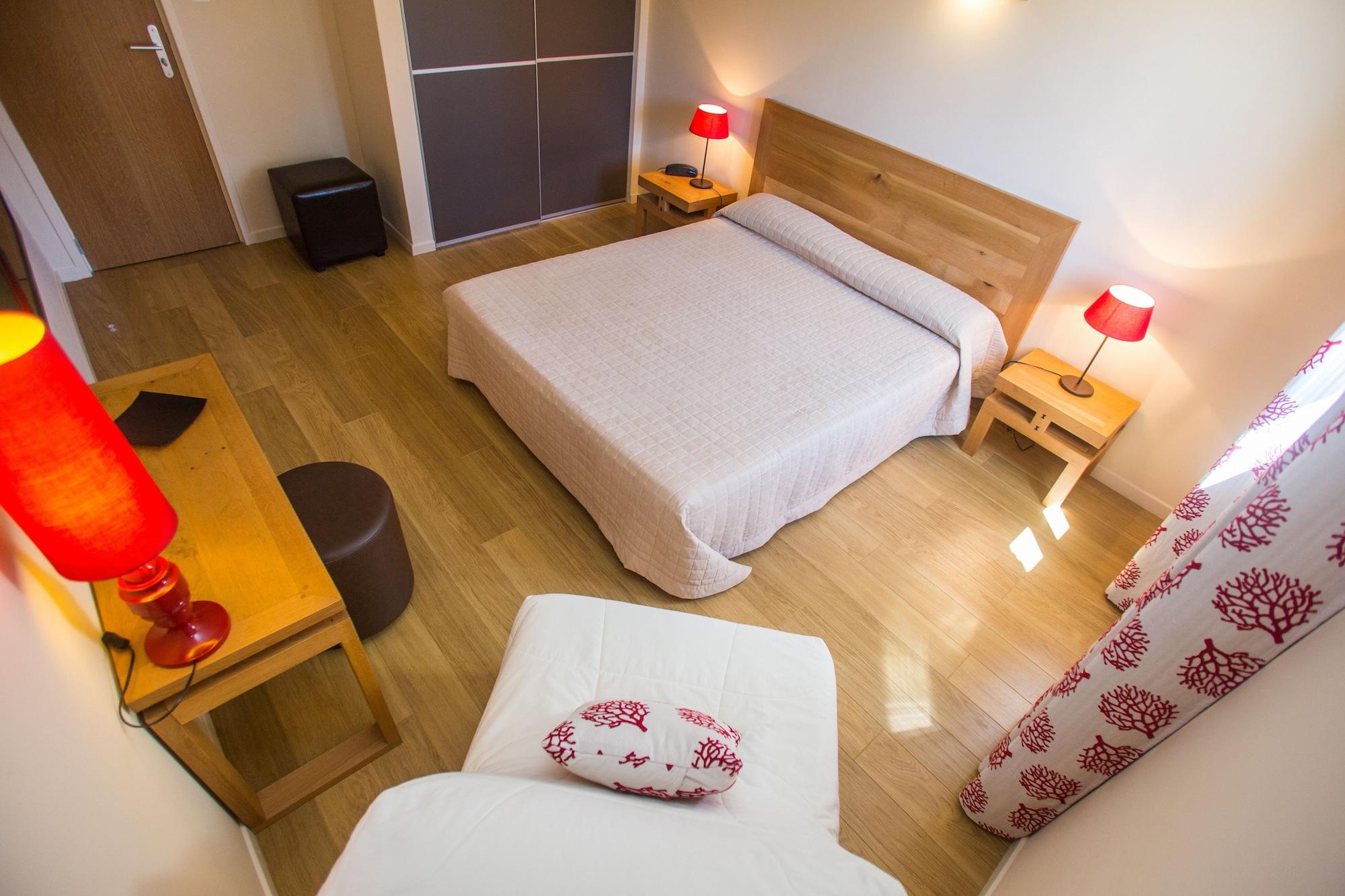Cesario Hotel